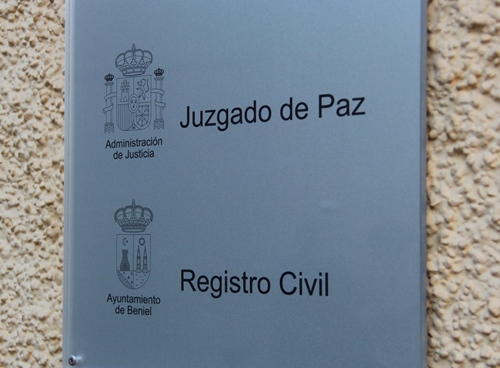 Foto entrada Juzgado de Paz y Registro Civil