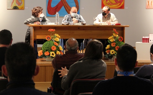 Imagen de la presentación libro "Rutina del Asesino" en el Centro Cultural de Beniel